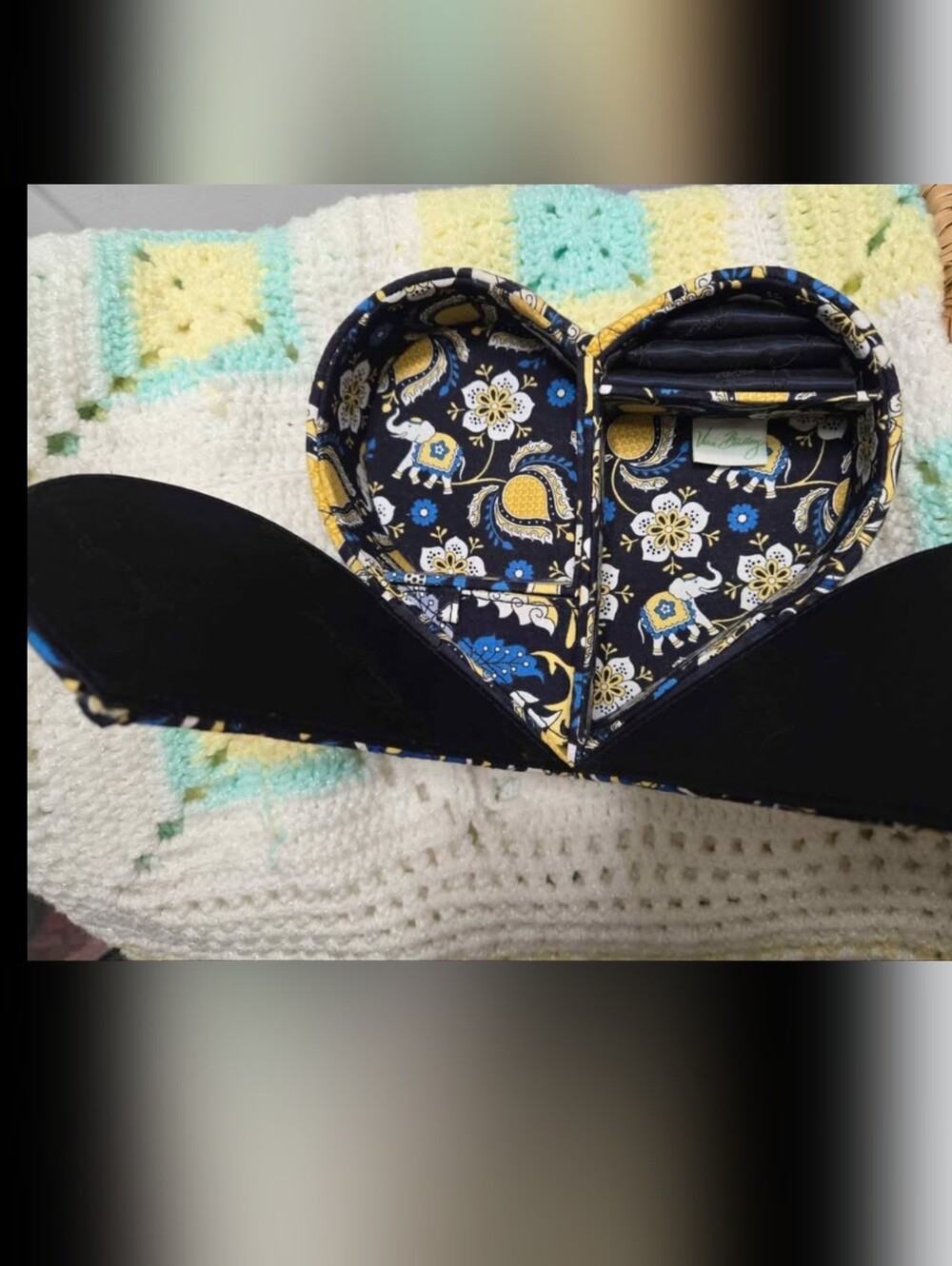 Vera Bradley Heart Shaped Quilted Trinket Jewelry Box EUC - Picture 2 of 3